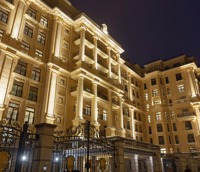 Клубный дом «Hovard Palace». Реконструкция общежития под «Жилой комплекс с подземным паркингом»