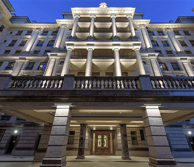 Клубный дом «Hovard Palace». Реконструкция общежития под «Жилой комплекс с подземным паркингом»