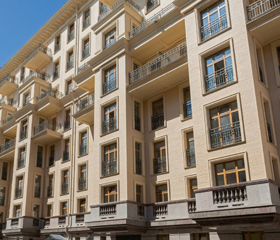 Клубный дом «Hovard Palace». Реконструкция общежития под «Жилой комплекс с подземным паркингом»